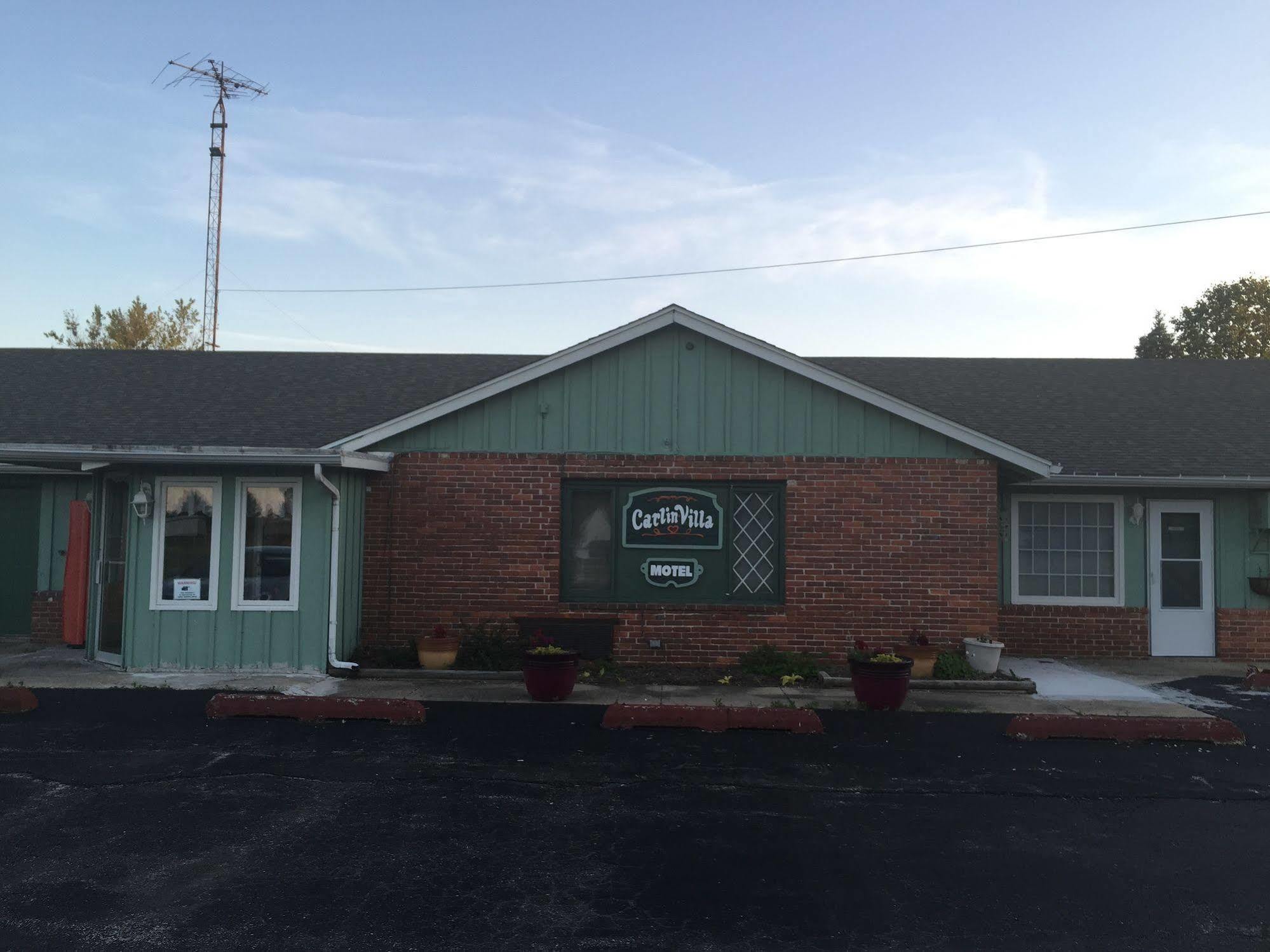 Carlin Villa Motel Carlinville Exterior photo
