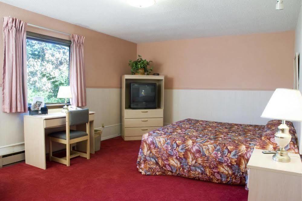 Carlin Villa Motel Carlinville Exterior photo